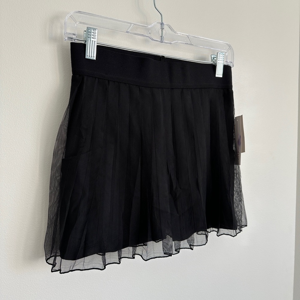Nordstrom Rack Black Mesh Skort | Size Small (NWT)